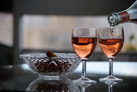 Relaţiile lungi duc la preferinţe similare în privinţa vinului